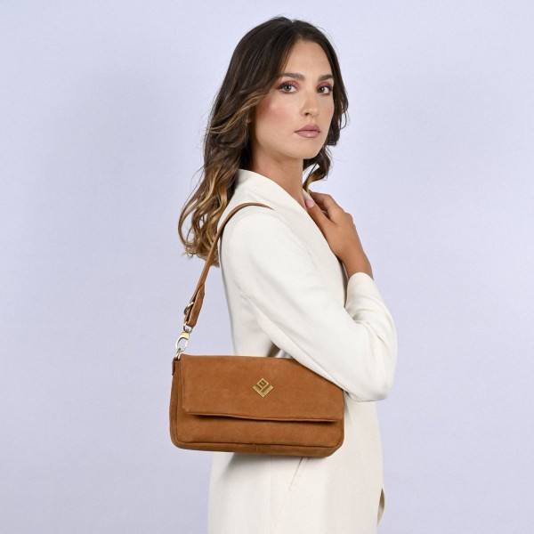 Adele Nomia _ Camel Adele Nomia _ Camel